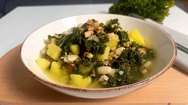 Rezeptbild für Grünkohleintopf mit Räuchertofu