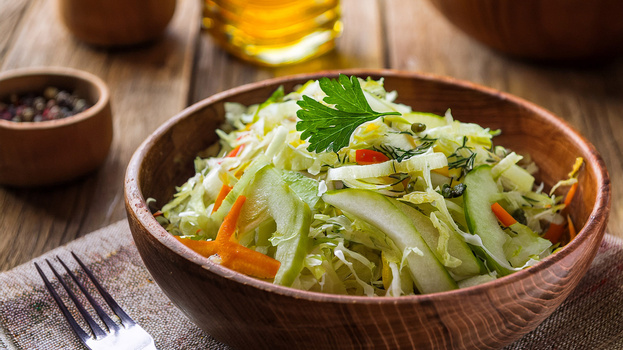 Rezeptbild für Spitzkohlsalat mit Apfel