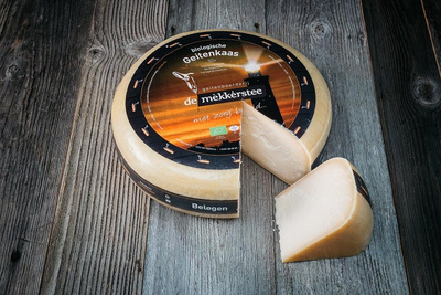 Produktfoto zu Ziegengouda mittelalt "Mekkerstee"